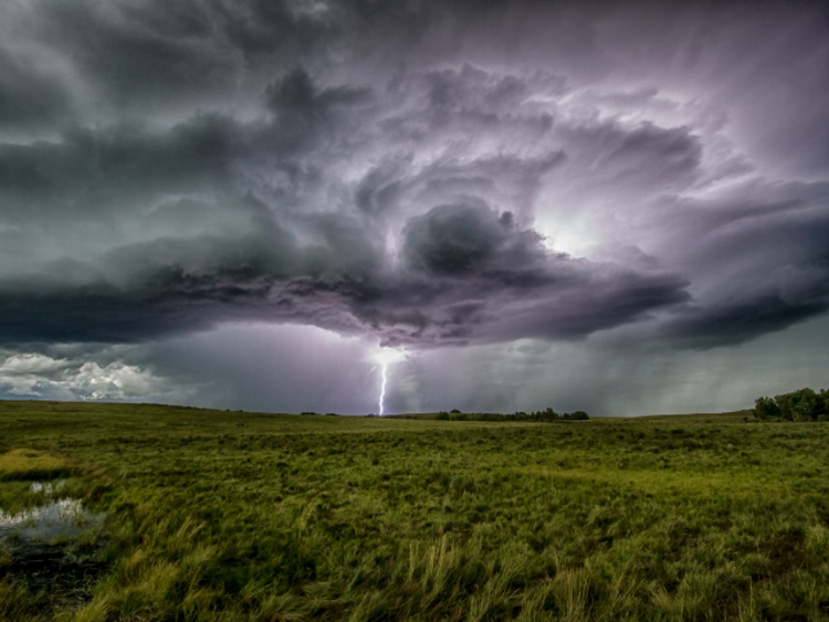 Unbelievable Severe Thunderstorm Watch In Effect For Alberta - 3qgol1e