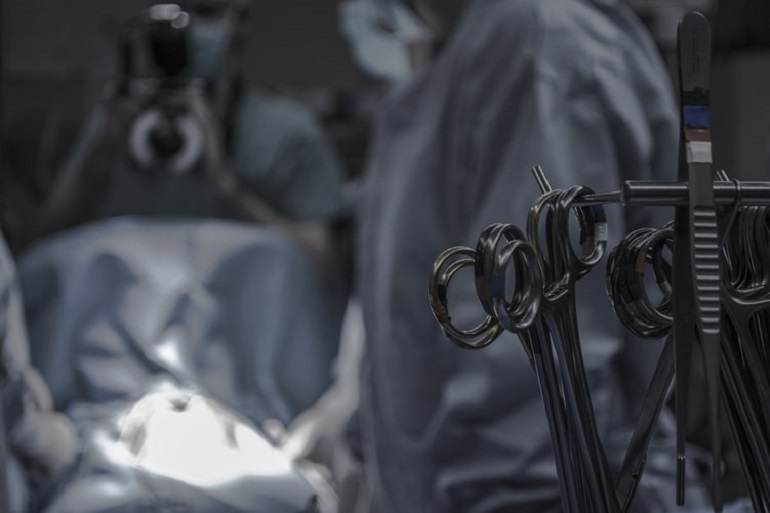 Manitoba adding 200 more hip and knee surgeries this year