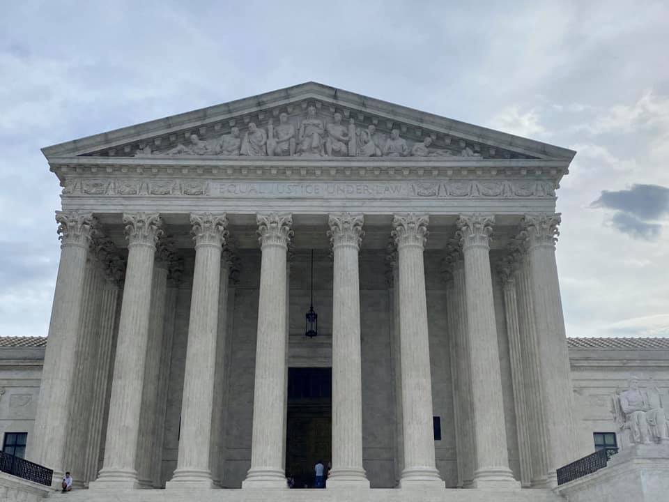 Parents taking case before highest U.S. court concerning religious education - CHVNRadio: Southern Manitoba's hub for local and Christian news, and adult contemporary Christian programming. - Vimarsana News