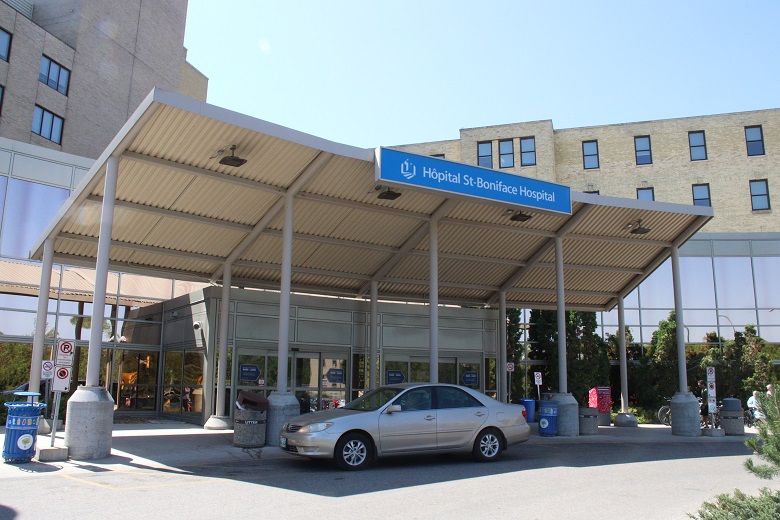 Winnipeg hospital says person posed as health care worker for 2 weeks