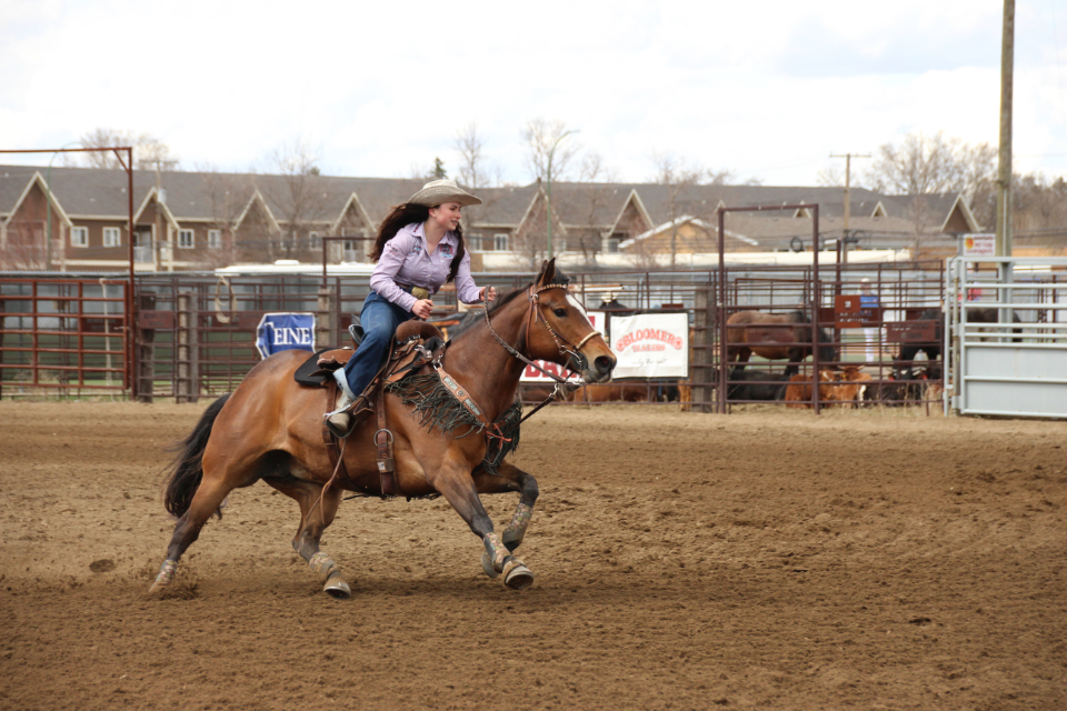Scenes from Day 2 of the High School Rodeo - DiscoverWeyburn.com ...