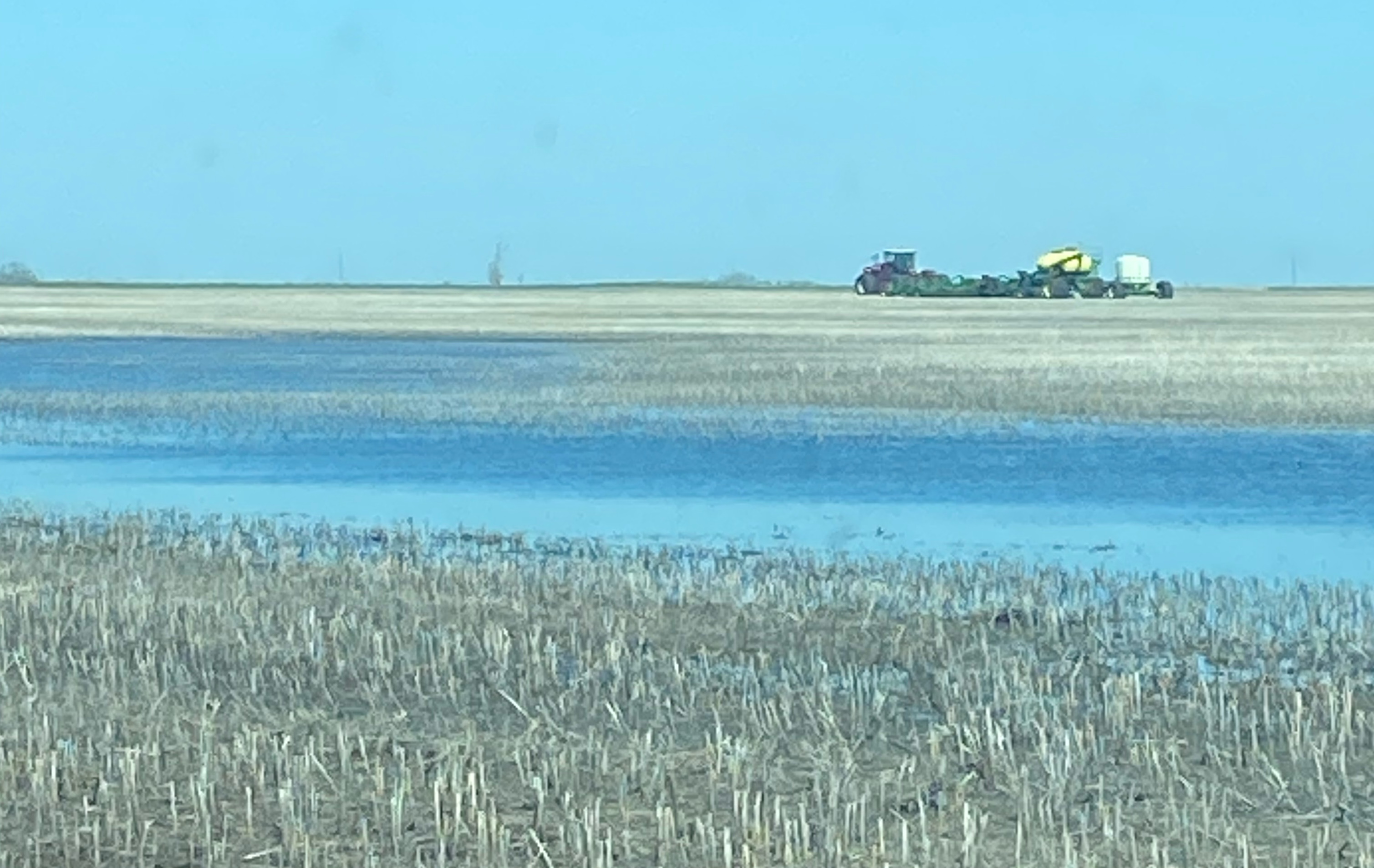 Farmers work on seeding operations - DiscoverWestman.com - Local news ...