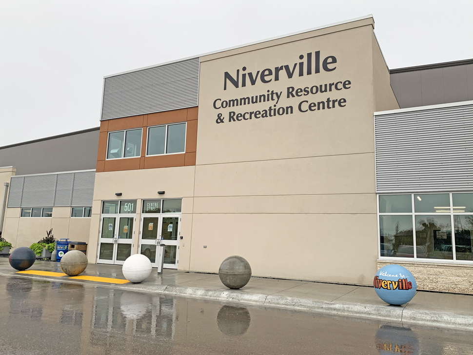 Recent high school grad beautifies Niverville Rec Centre ...