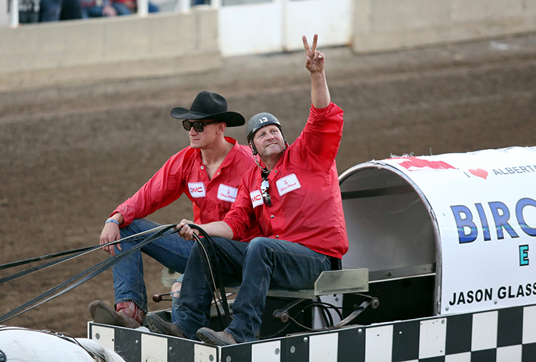 Jason Glass makes top twelve, heads to World Finals