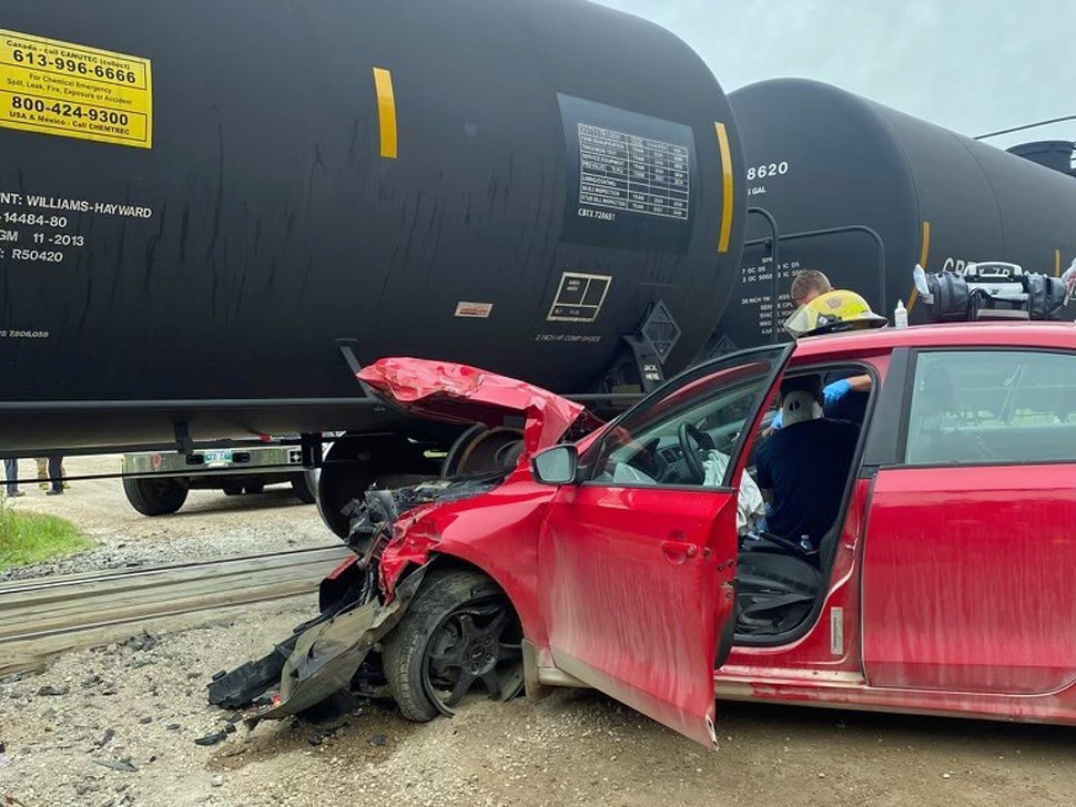 Minor injuries following train crash near La Broquerie