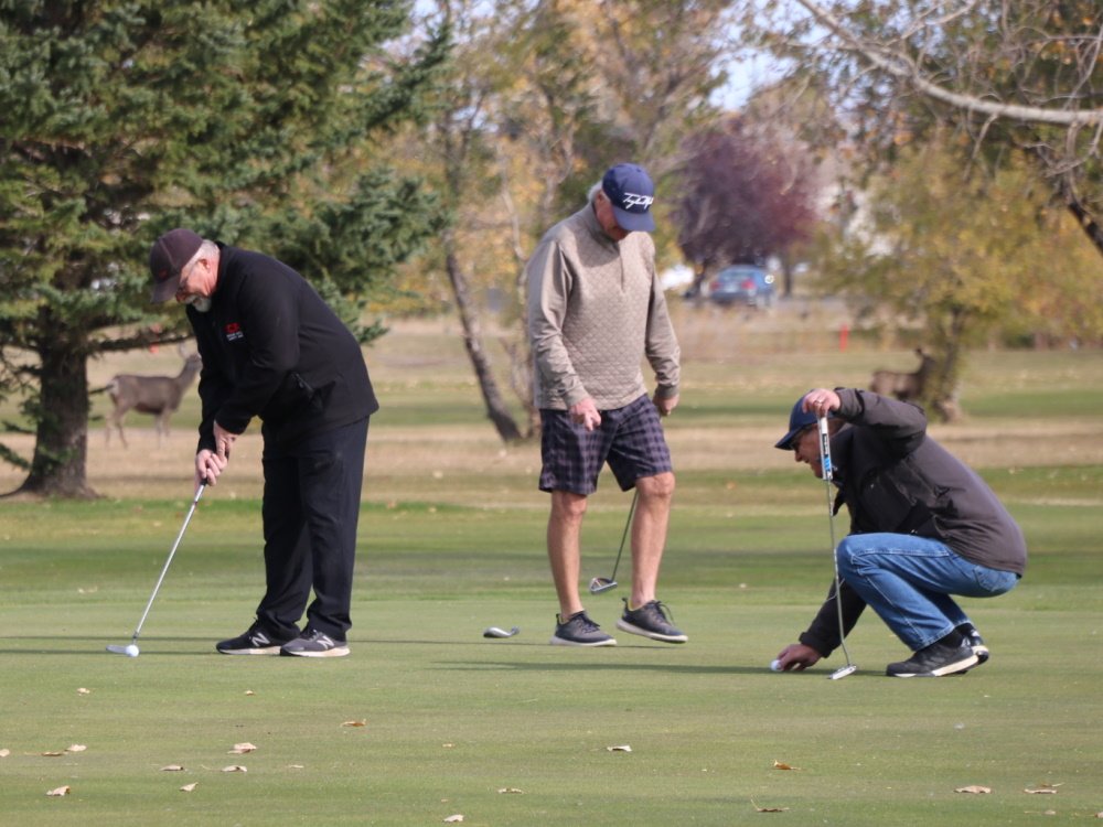 Local golfers enjoy another great season Local