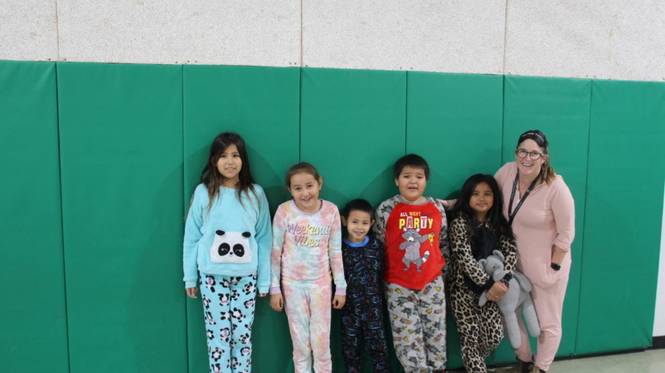 Fort la Reine students & staff celebrate crushing fundraising goal in