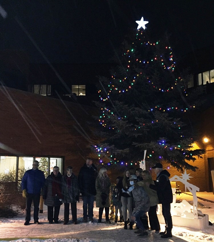 Points of Light and 50/50 Raffle raise thousands for High River