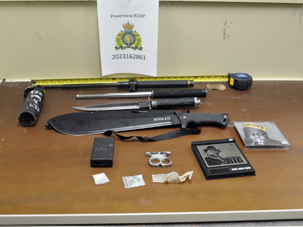 Drugs and weapons seized in traffic stop - SteinbachOnline.com - Local ...