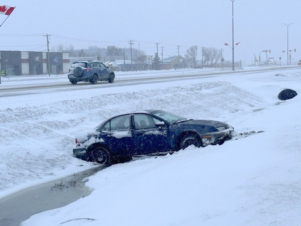 April snow and wind bring icy road conditions - SteinbachOnline.com ...
