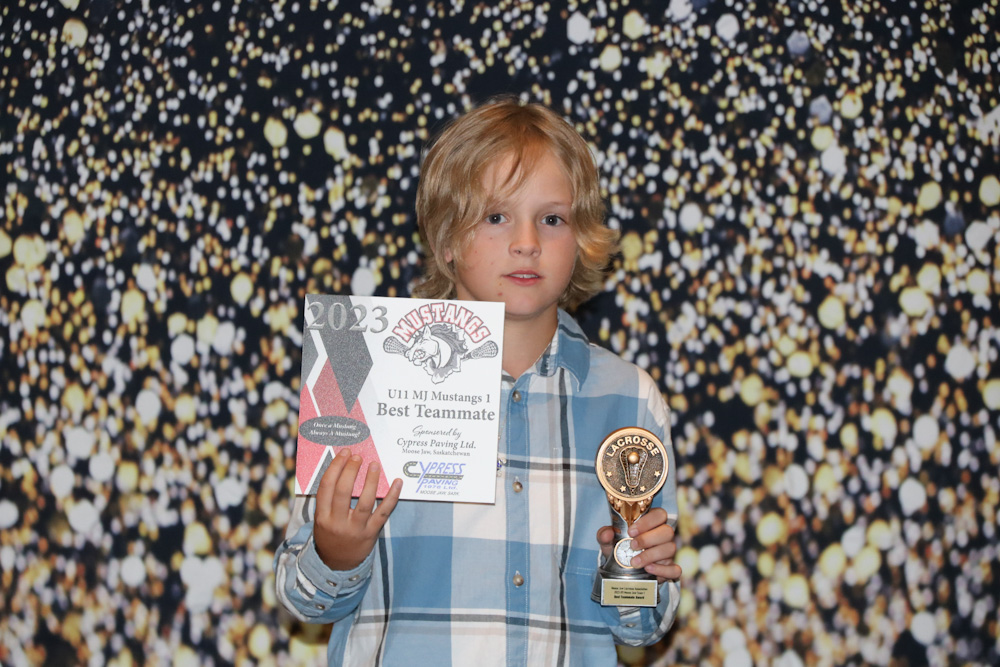 Mustangs lacrosse hands out hardware - DiscoverMooseJaw.com - Local ...