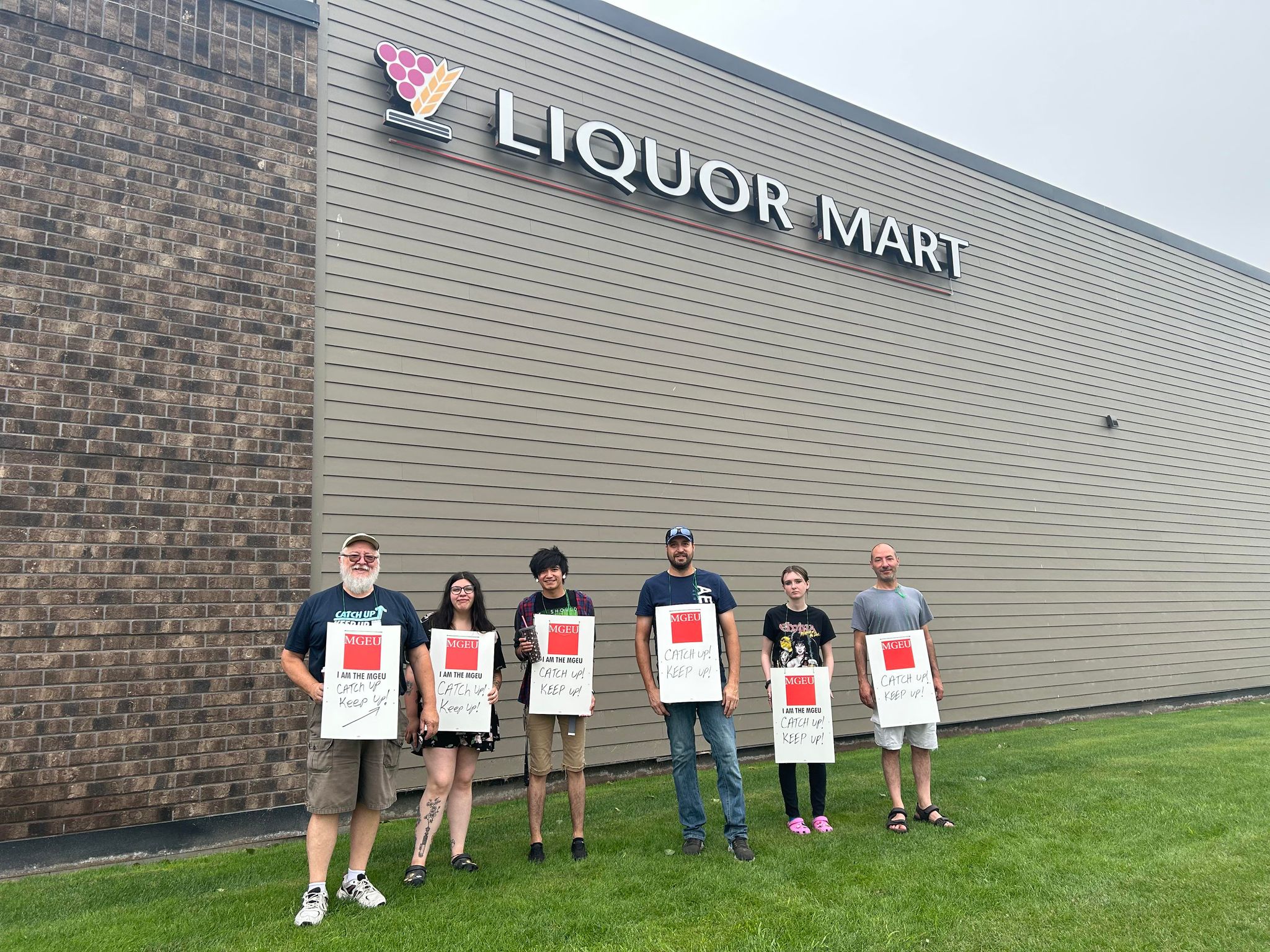 Portage Liquor Marts closed Wednesday and Thursday as employees picket