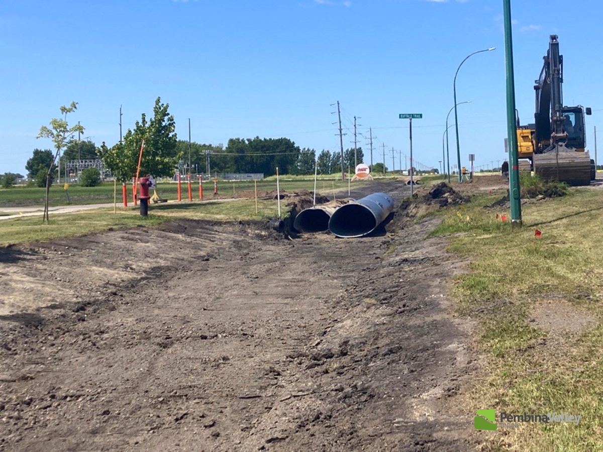 Altona's Southwest Drainage project resumes