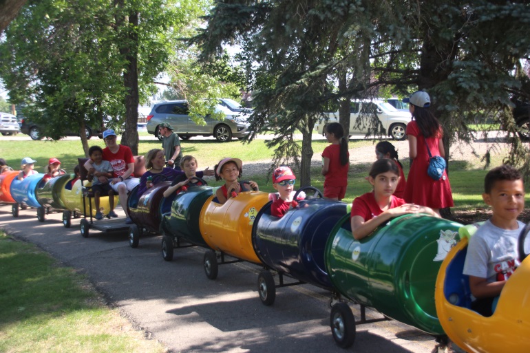 (VIDEO) 2023 Strathmore Canada Day a huge hit!