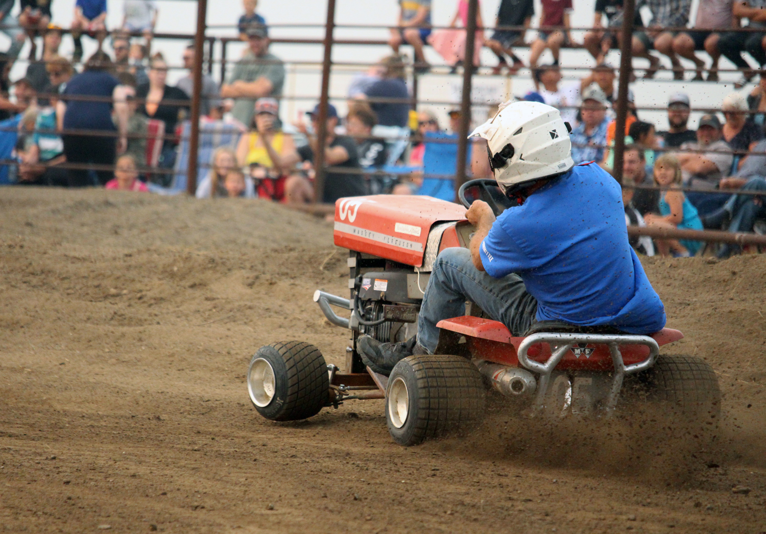 Mower Rodeo Boomtown Cup captivates crowd with cavalcade of competitors ...