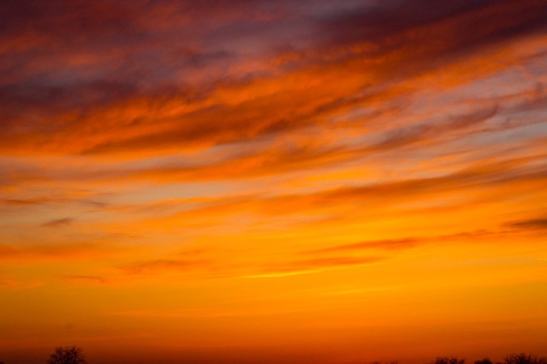 BREAK OUT THE SUNSCREEN Hot & Humid weather coming for Portage this