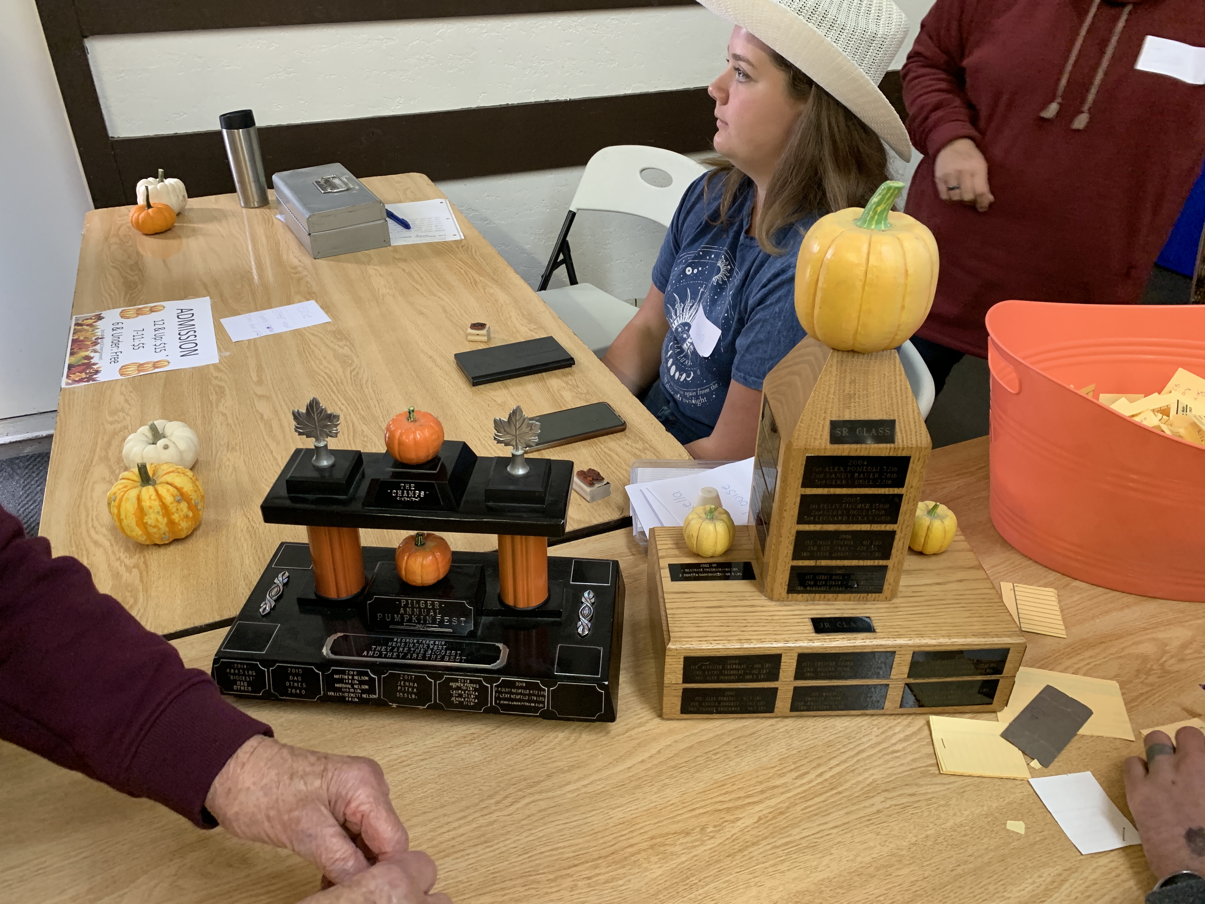 Record smashing pumpkin highlights Pilger Pumpkin Festival ...