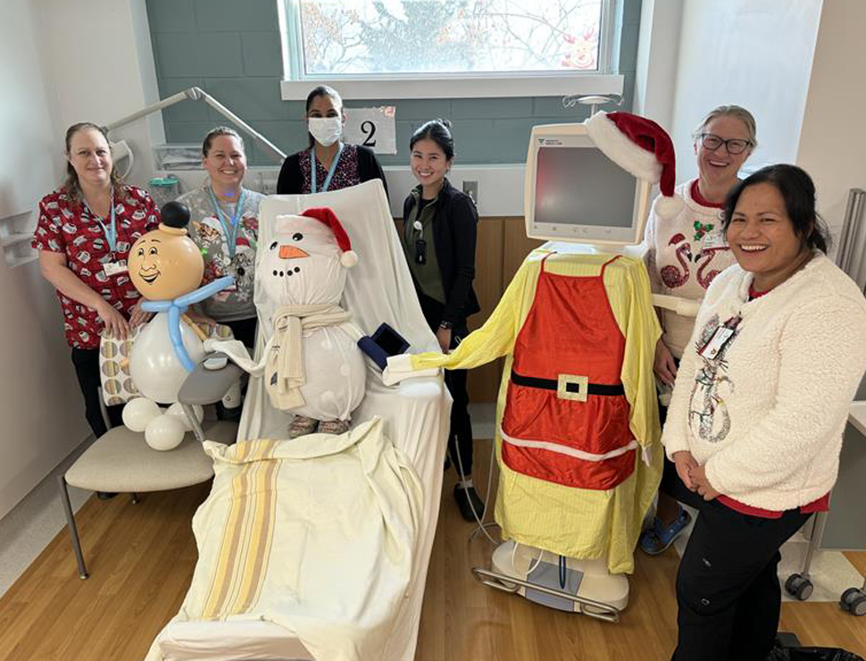 Hospital staff share Christmas cheer with decoration contest ...