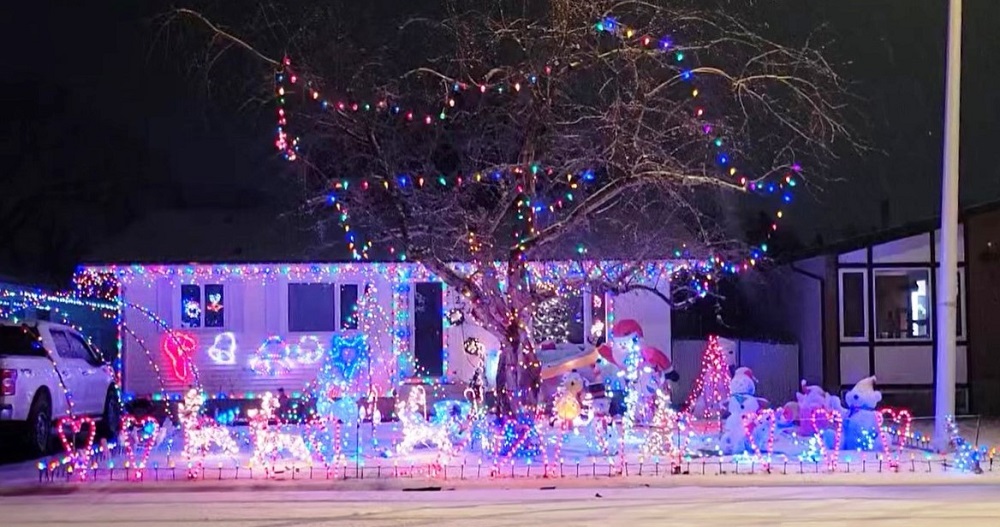 Christmas lights are blazing across High River