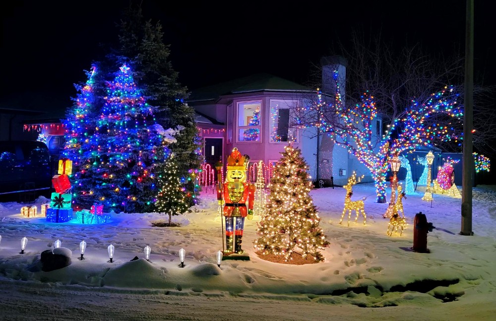 (GALLERY) Winners named in 2023 Okotoks Christmas Light Tour