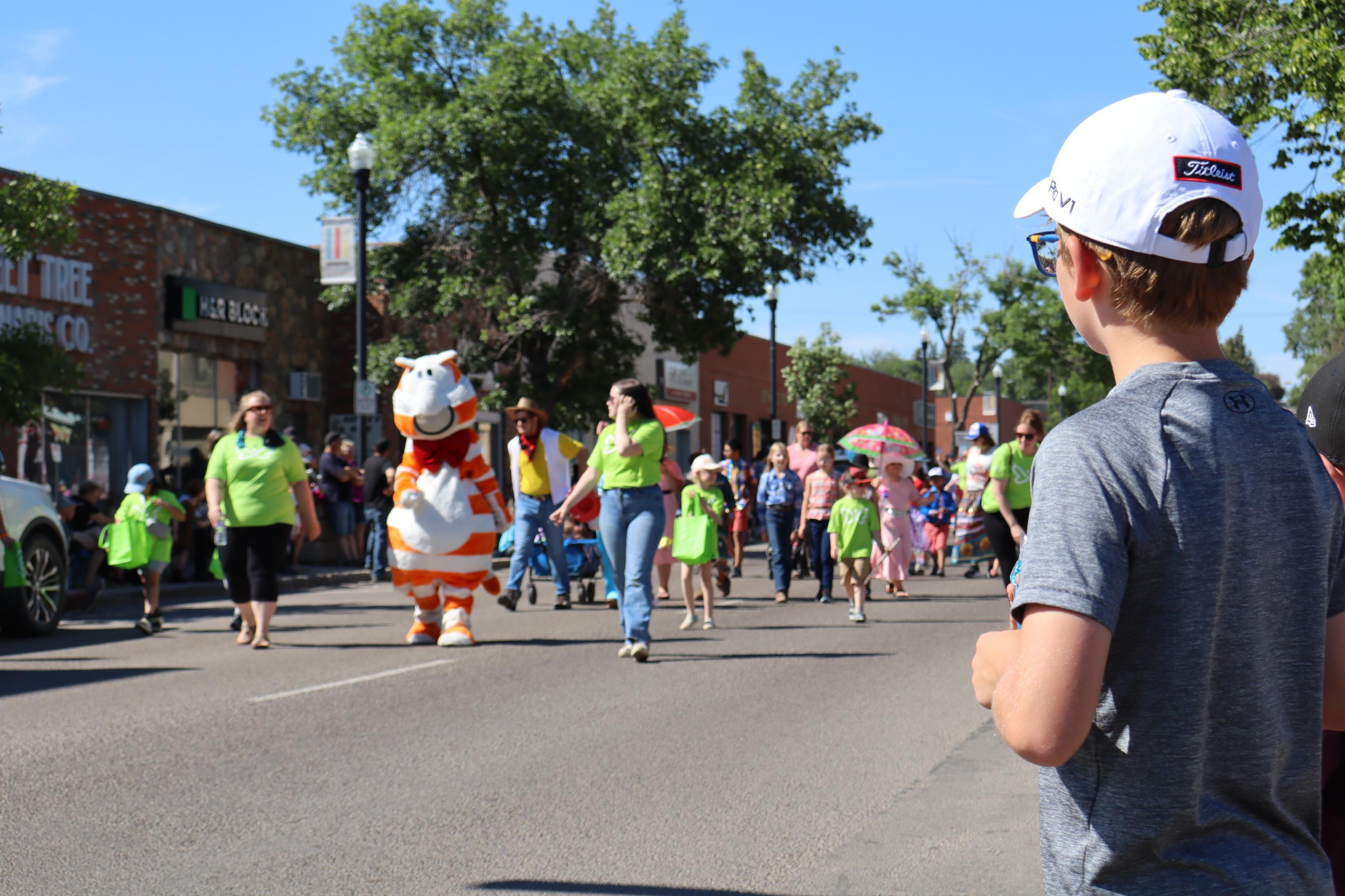 Kiddies Day Parade marches smiles through Swift Current ...