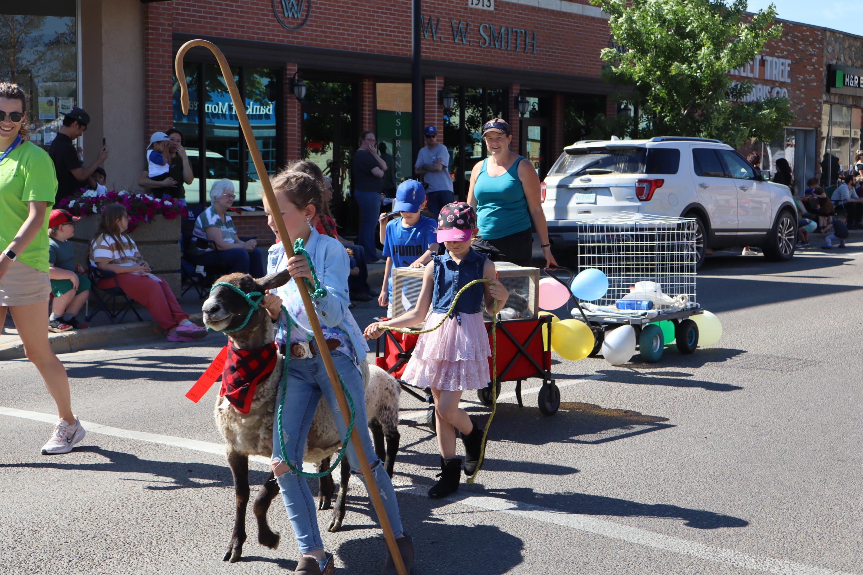 Kiddies Day Parade marches smiles through Swift Current ...