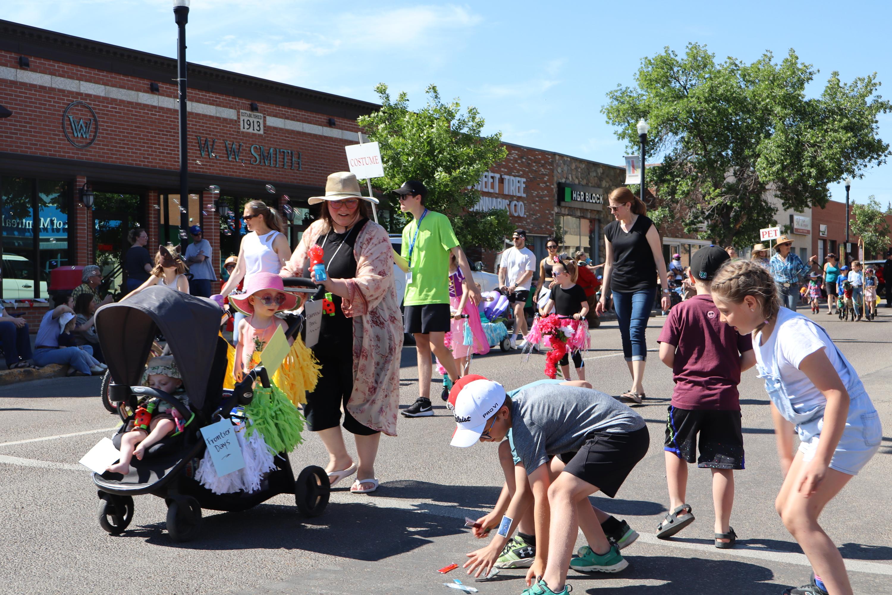 Kiddies Day Parade marches smiles through Swift Current ...