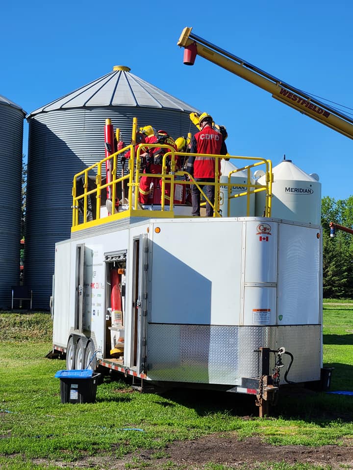 Firefighters train for rescue from horrific grain bin entrapment ...