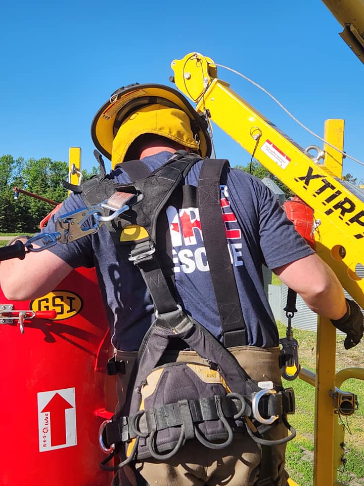Firefighters train for rescue from horrific grain bin entrapment ...