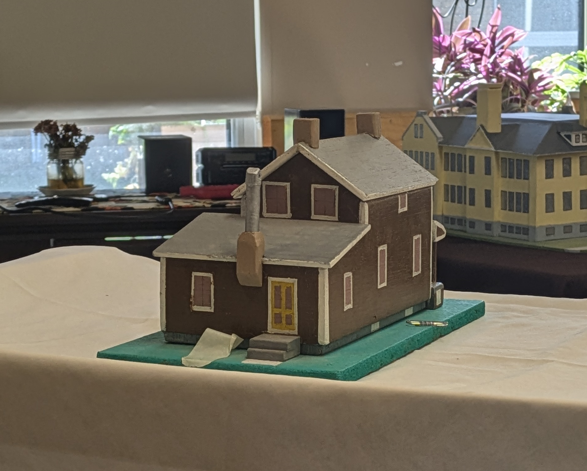 Portage Model Les Green’s models highlight Portage la Prairie’s history at Lodge ...