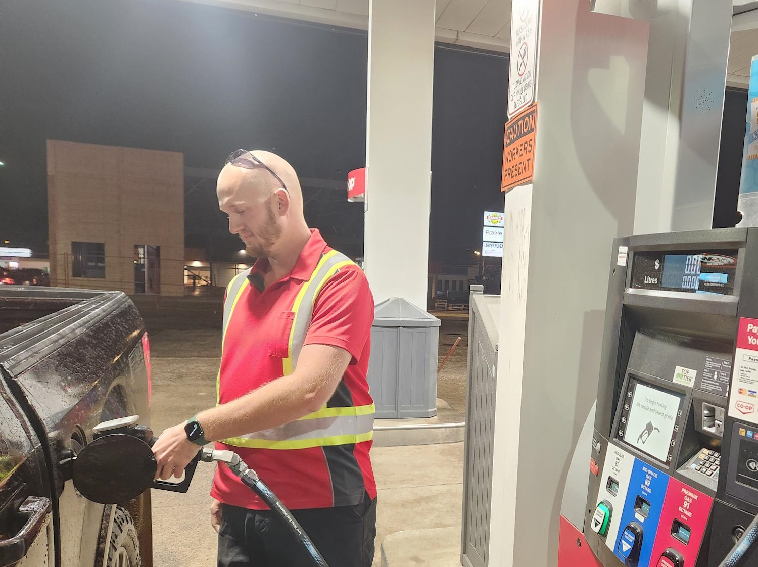 Gas prices projected to continue decreasing this fall in southwest