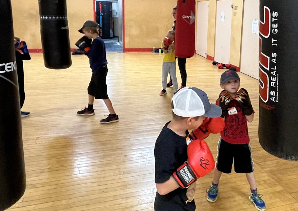'Little Hitters' putting a TKO on boredom - DiscoverWeyburn.com - Local ...