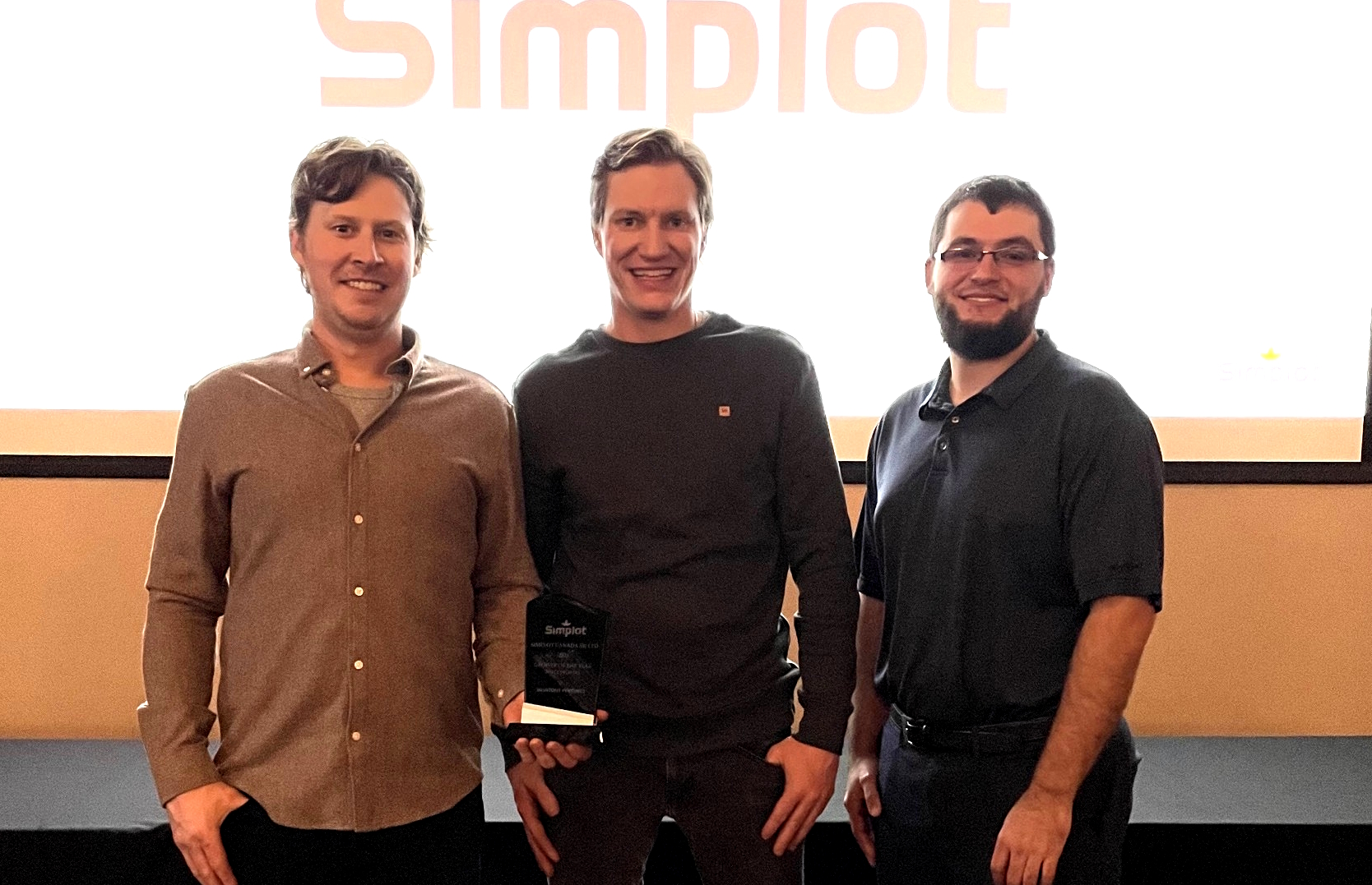 Simplot recognizes outstanding potato growers at annual awards banquet ...