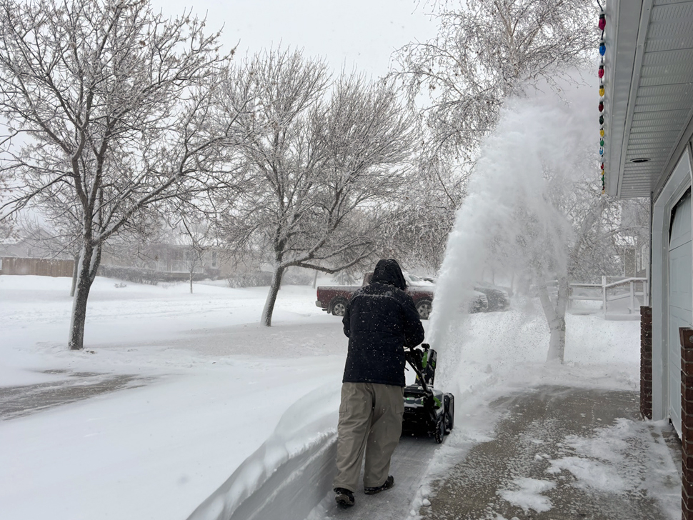 Snowfall warning issued as 25cm of heavy snow set to blanket parts of ...