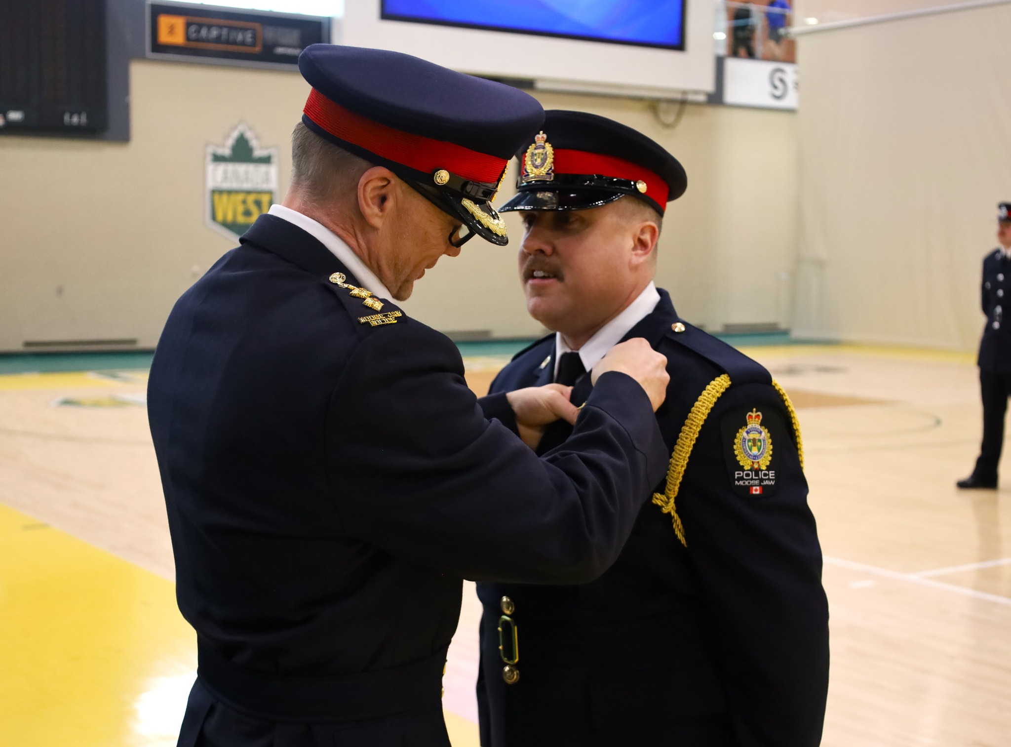 Moose Jaw Police Service welcome two new constables - DiscoverMooseJaw ...