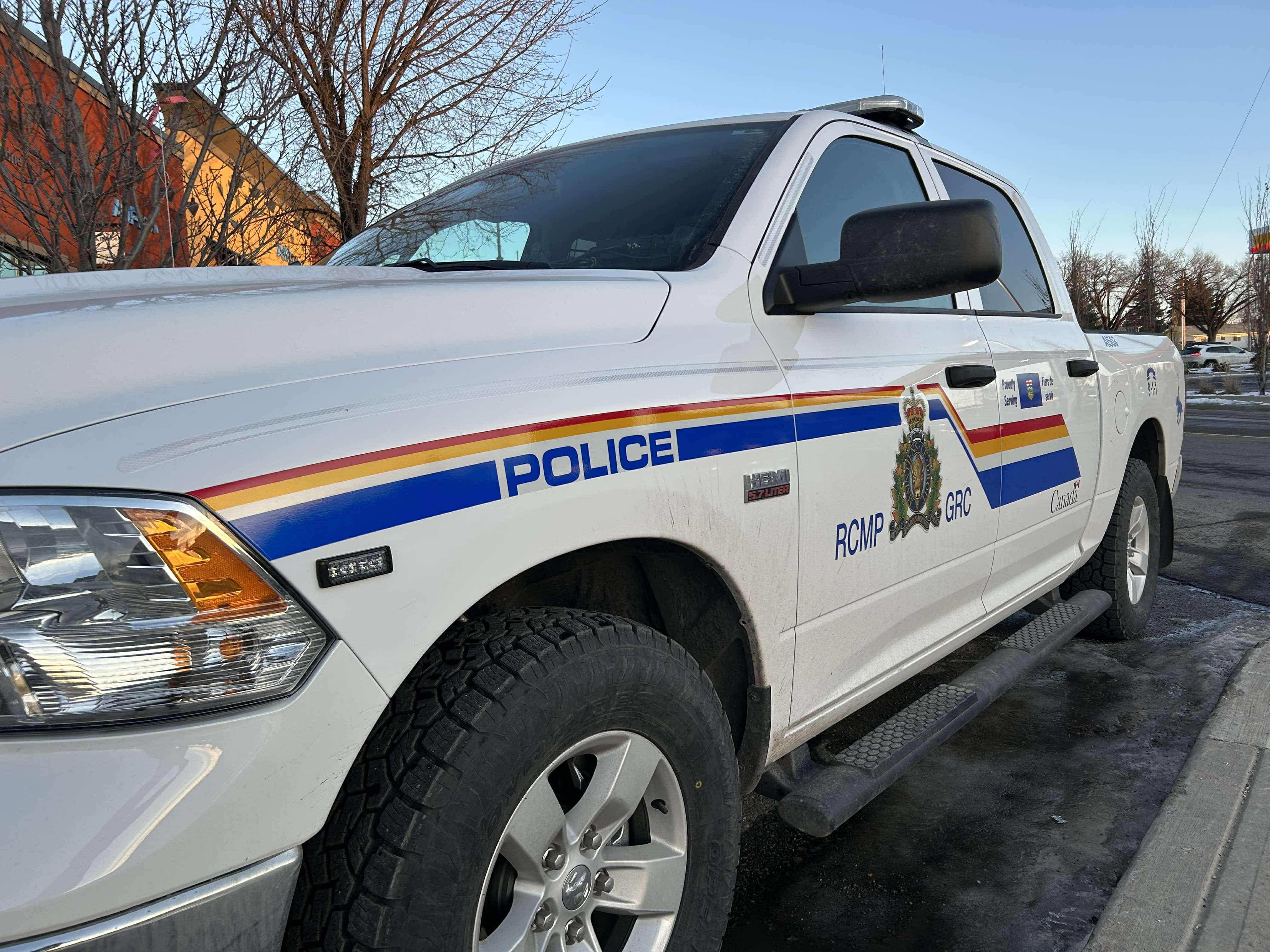 Airdrie RCMP reminds drivers of hit-and-run responsibilities ...