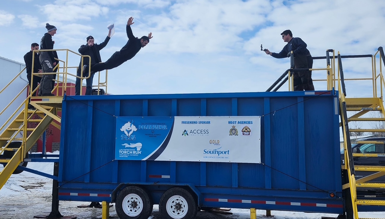 Freezin' for a reason: Portage Polar Plunge raises money for Special ...