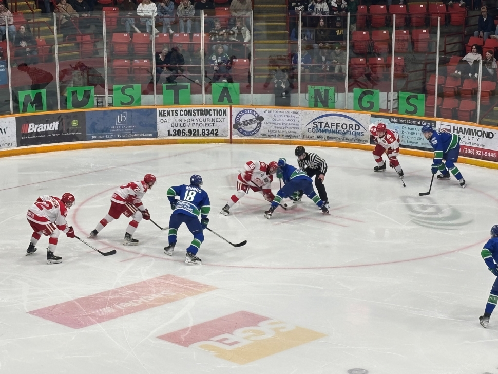 Red Wings hold off Mustangs in 4–2 road victory - DiscoverWeyburn.com ...