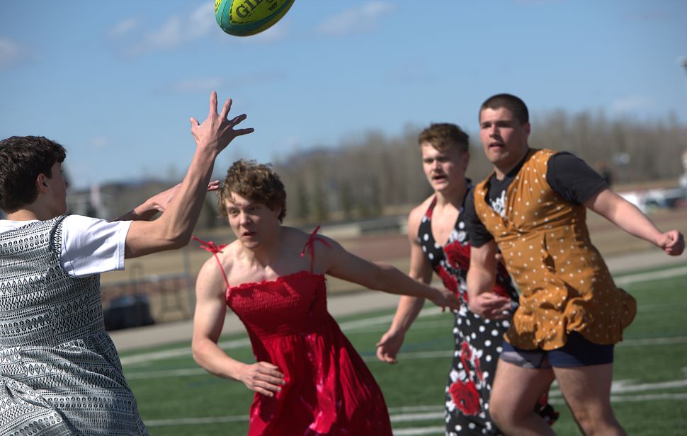 GALLERY: Dressing Up to build team spirit, raises funds - CochraneNow ...