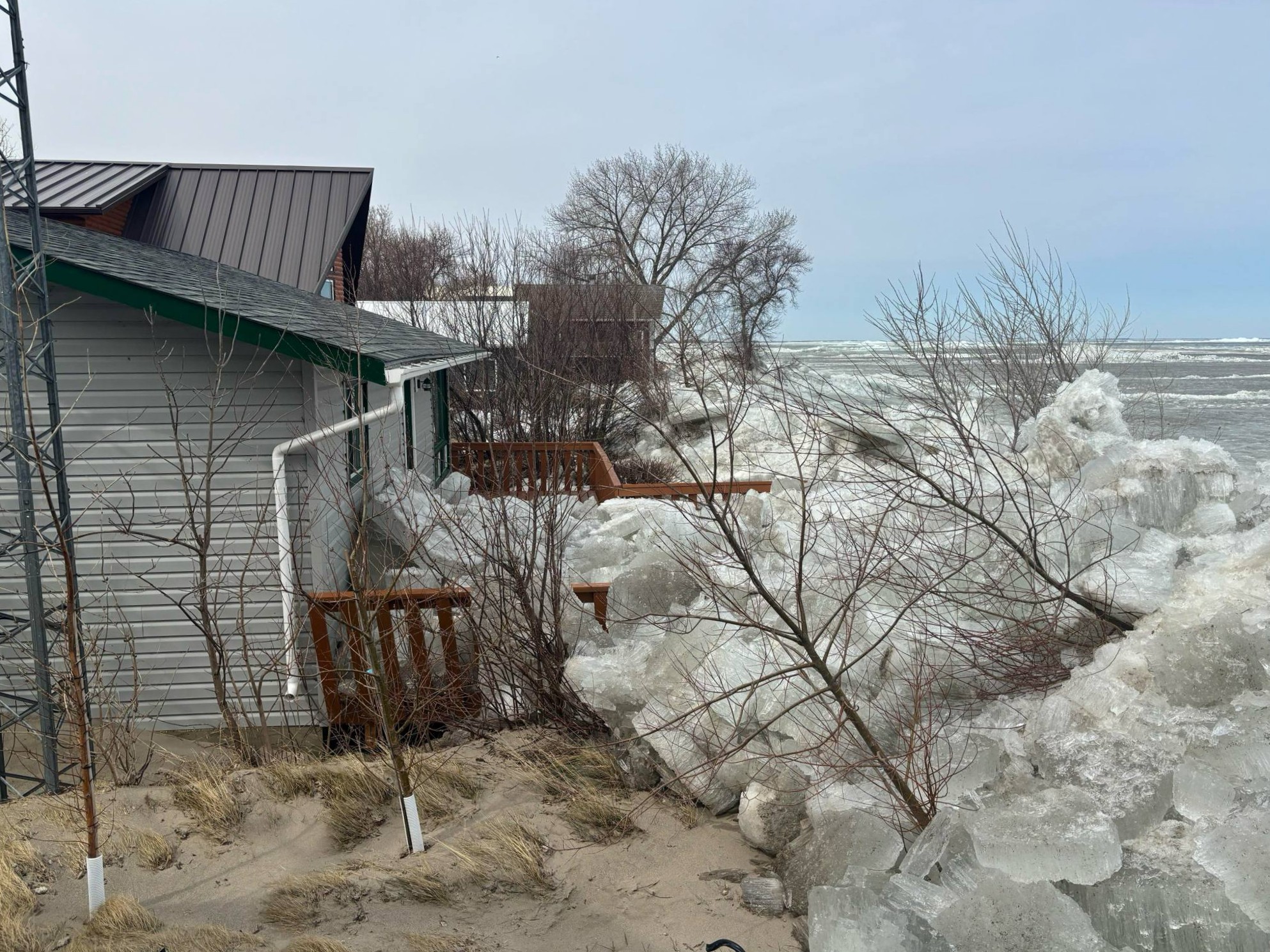 Ice surge wreaks havoc on Delta Beach properties - PortageOnline.com ...
