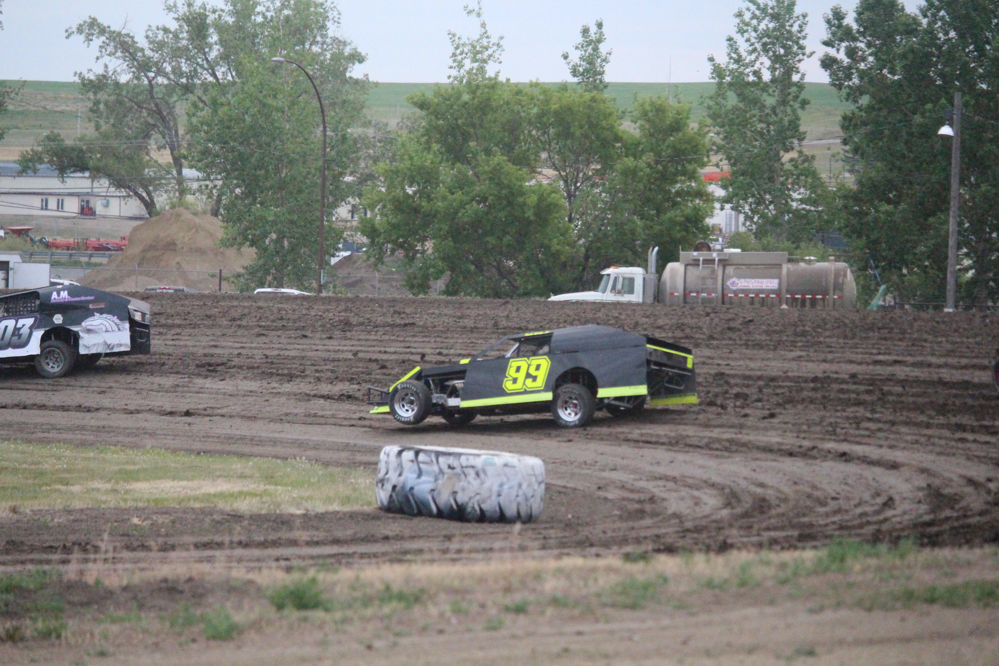 Stock cars race against weekend rain - SwiftCurrentOnline.com - Local ...