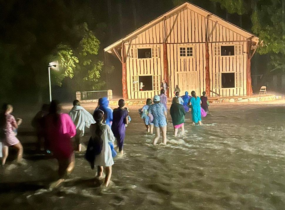 10 girls, 1 counsellor still missing from Camp Mystic as death toll rises  to 82 in Texas floods - CHVNRadio: Southern Manitoba's hub for local and  Christian news, and adult contemporary Christian programming.