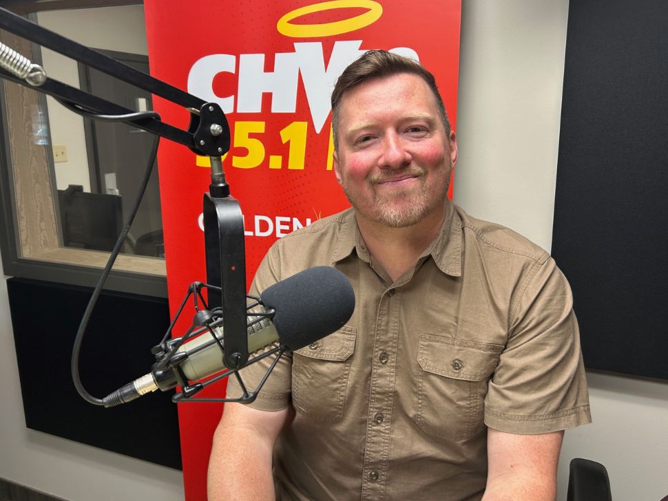 From pulpit to paddle: Winnipeg pastor inspires faith-filled adventures