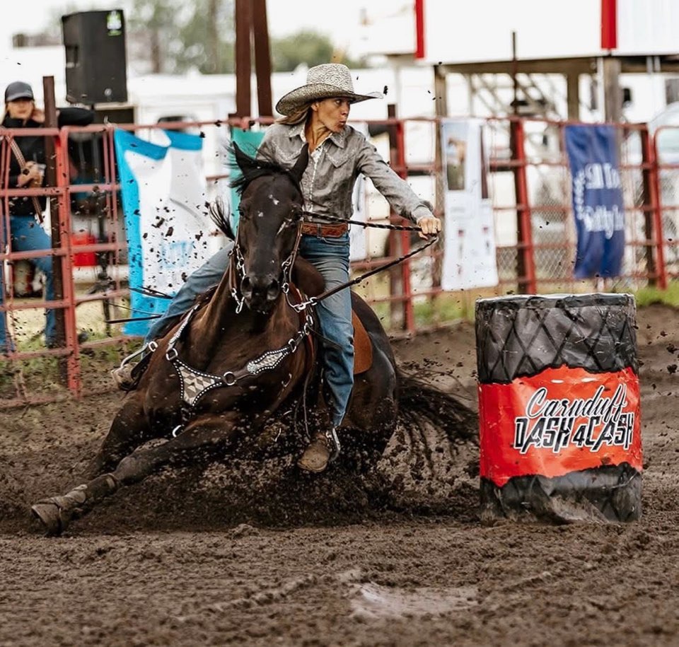 Professional barrel racer Reimer an inspiration to riders of all ages ...