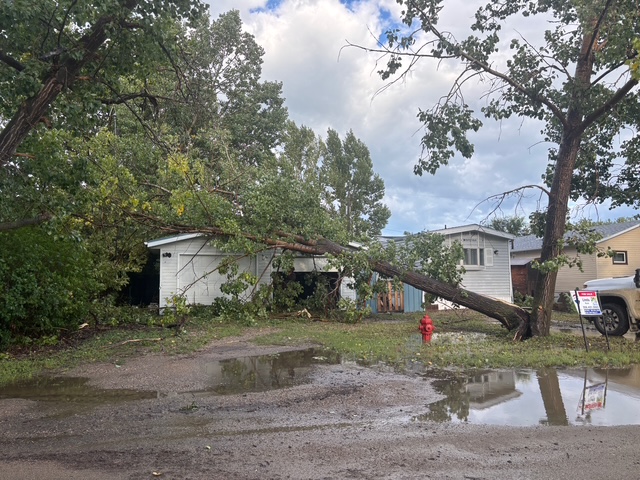 Severe storm batters southeast Saskatchewan