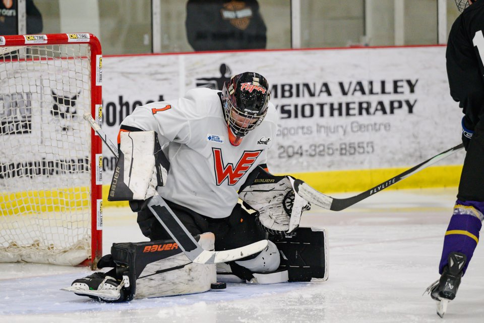 Flyers wrap up preseason with victory over Monarchs ...