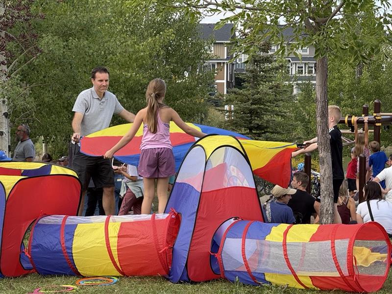 Sunset Ridge hosts unforgettable community party - CochraneNow ...
