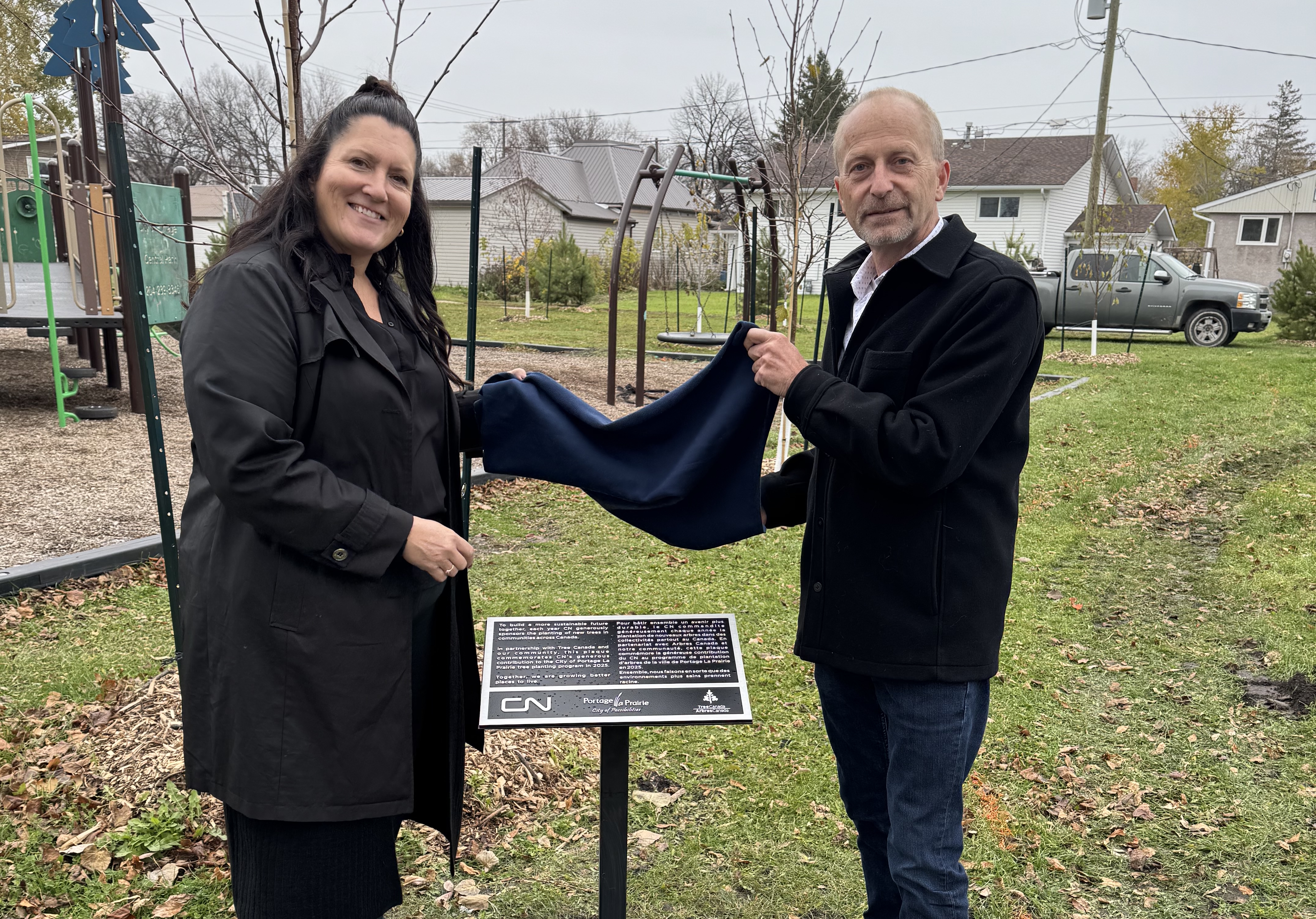 City and Tree Canada celebrate partnership for tree-planting project at Simplot Central Park