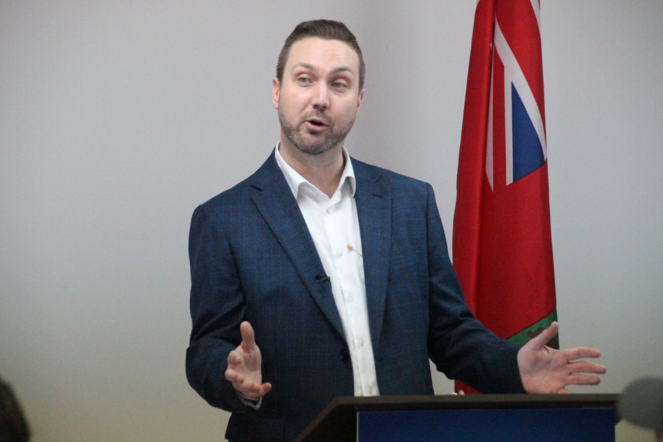 Leslie warns federal budget fuels rising living costs