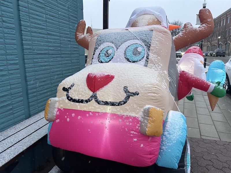 Snow starts falling in Swift Current